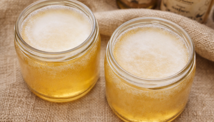 miód wielokwiatowy - biały nalot